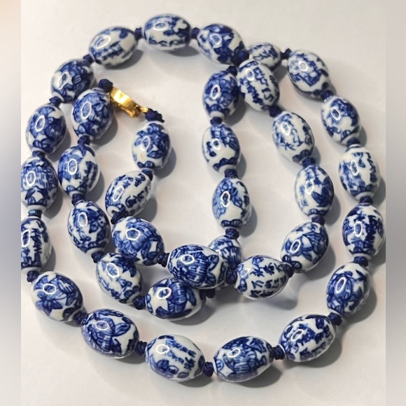 Large Chinese Blue and white porcelain bead necklace - Picture 1 of 4